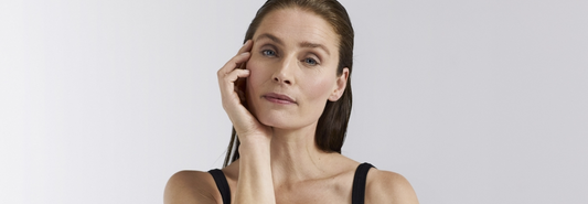 Our top nutrition and lifestyle tips to support hot flushes